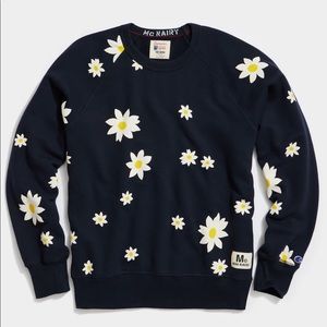 Todd Snyder XS Navy Sweatshirt. It comes oversized so XS is an S.